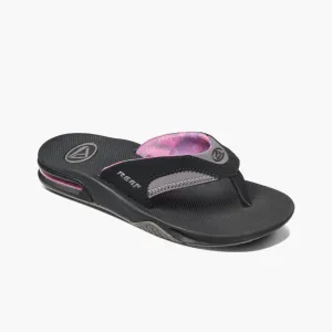 FANNING FLIP FLOPS