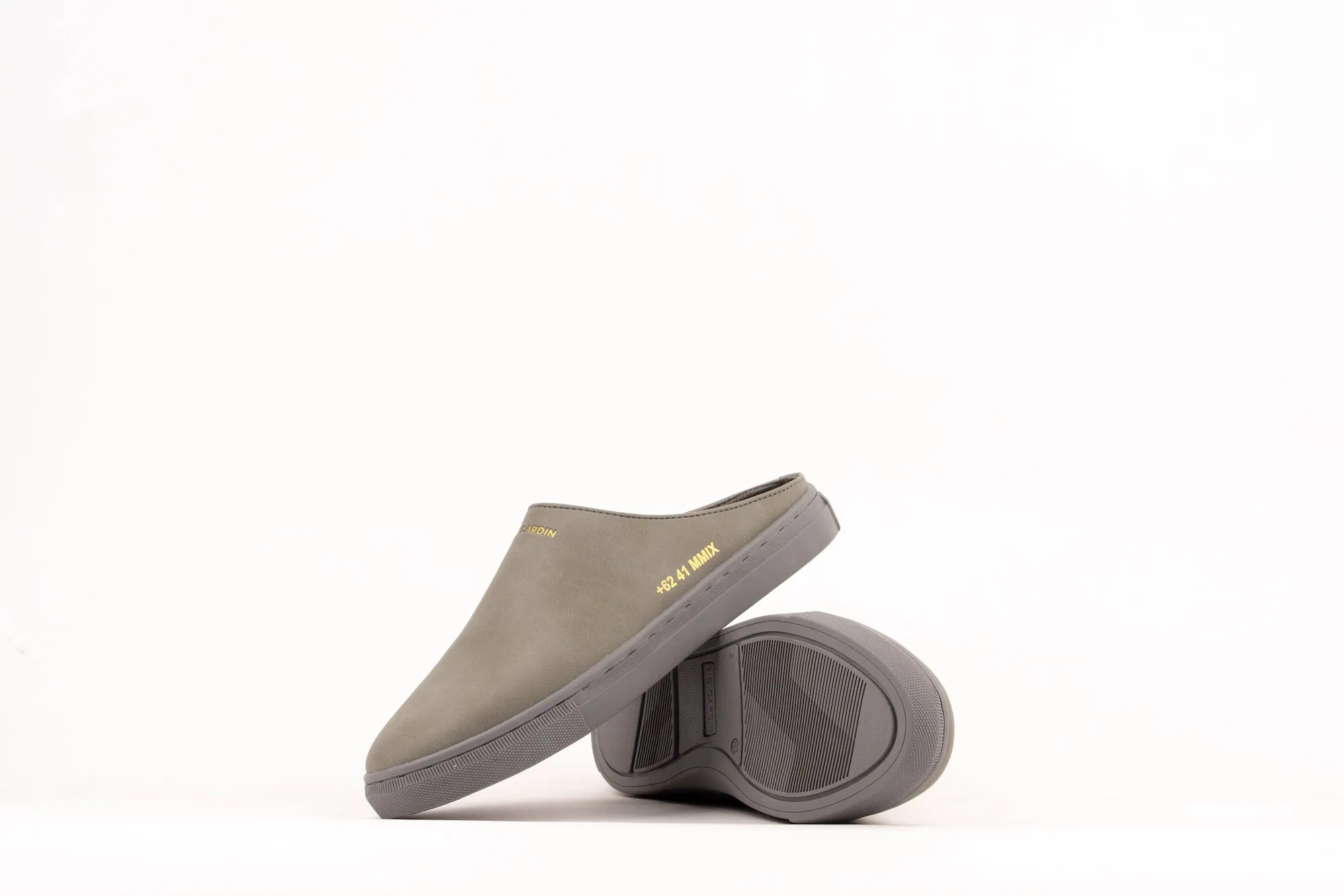 LAH-21 | TRIPLE GREY | MEN