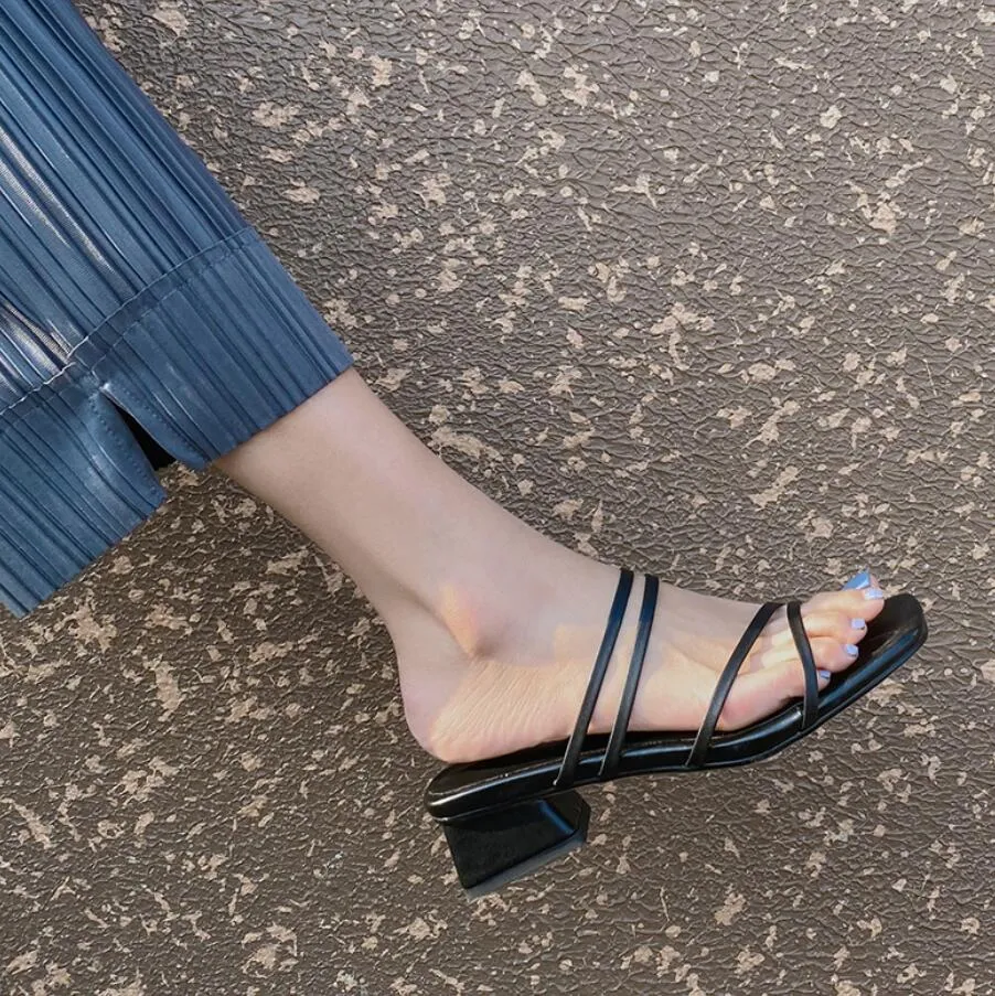 Petite Square Toe Strappy Sandals GS342